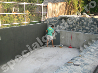 Aplicare hidroizolatie piscina